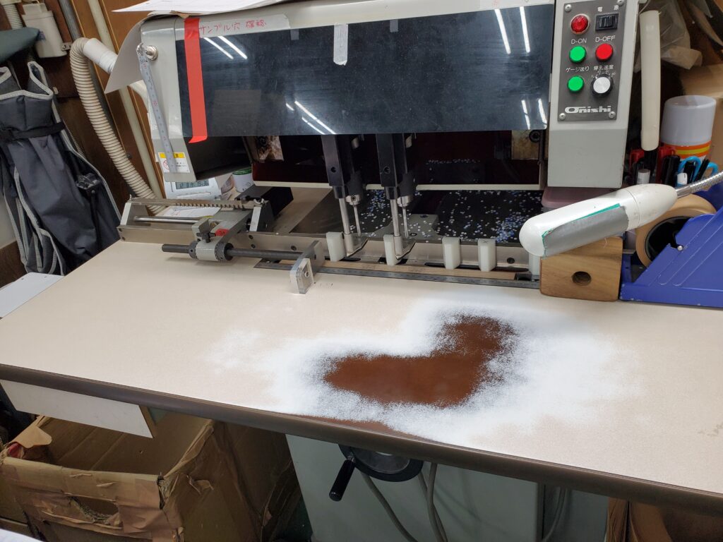 2連ドリル穴あけ機