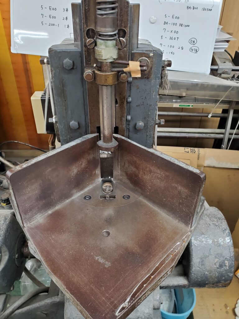 コーナーカット・ラウンドカット機